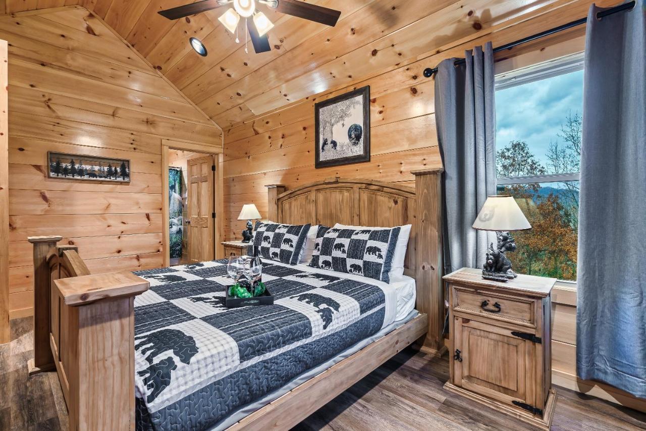 Mountains R Calling, Cozy Hideaway, King Beds, Hot-Tub, Arcade, Ev Ready Pigeon Forge Kültér fotó